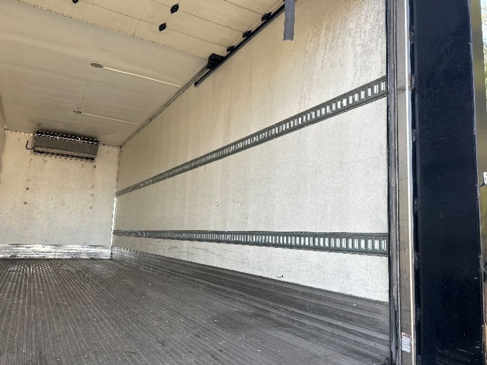 Refrigerated Truck-Light and Medium Duty Trucks-Freightliner-2020-M2-Phoenix-AZ-172,109\n\t\tmiles-$ 65,750 - Image 12