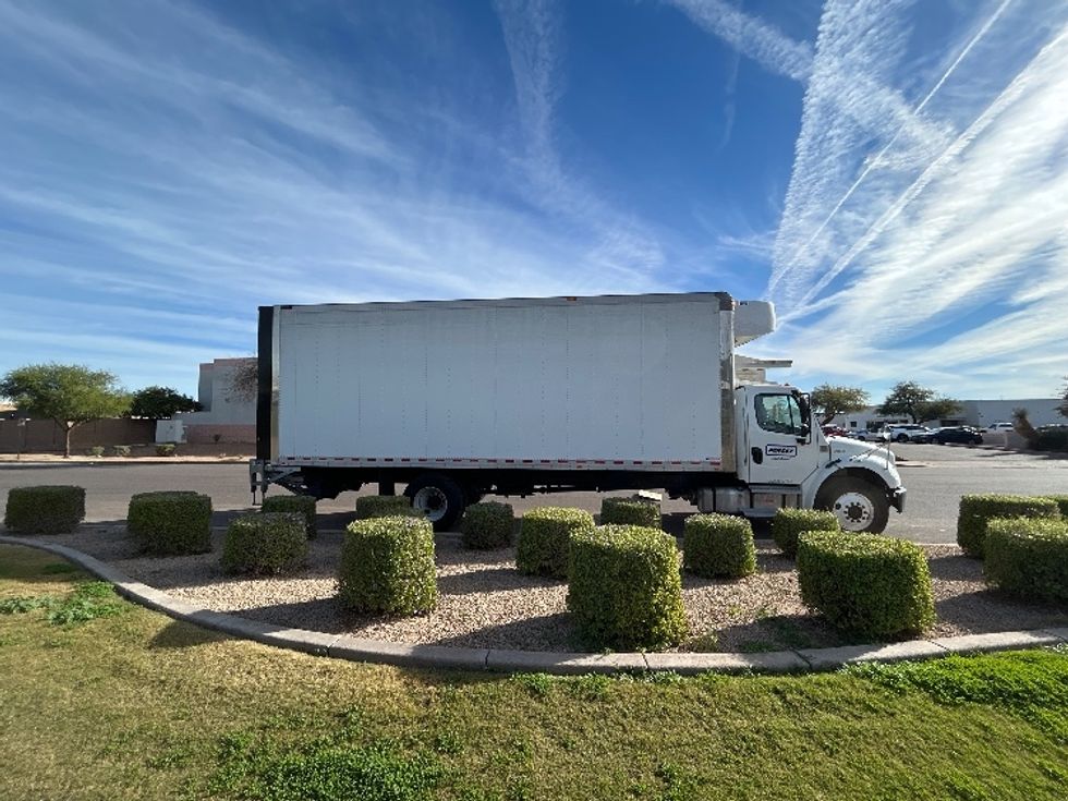 Refrigerated Truck-Light and Medium Duty Trucks-Freightliner-2020-M2-Phoenix-AZ-172,109\n\t\tmiles-$ 65,750 - Image 15