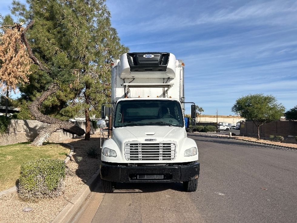 Refrigerated Truck-Light and Medium Duty Trucks-Freightliner-2020-M2-Phoenix-AZ-172,109\n\t\tmiles-$ 65,750 - Image 2