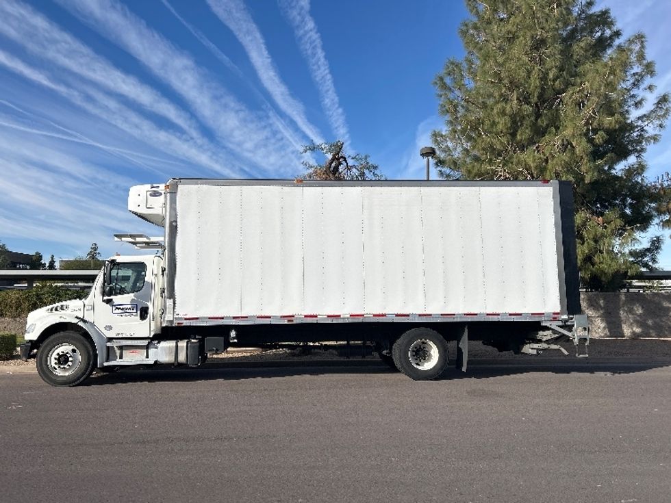 Refrigerated Truck-Light and Medium Duty Trucks-Freightliner-2020-M2-Phoenix-AZ-172,109\n\t\tmiles-$ 65,750 - Image 4