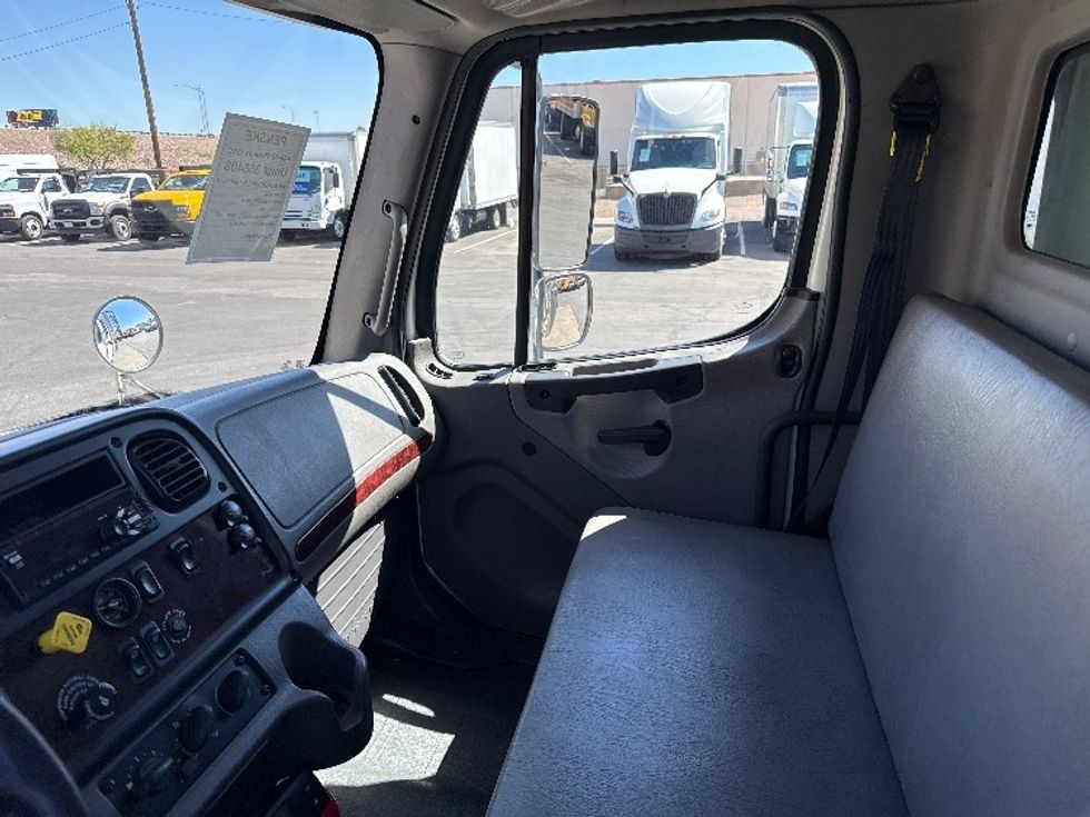 Refrigerated Truck-Light and Medium Duty Trucks-Freightliner-2020-M2-Phoenix-AZ-179,005\n\t\tmiles-$ 61,250 - Image 19