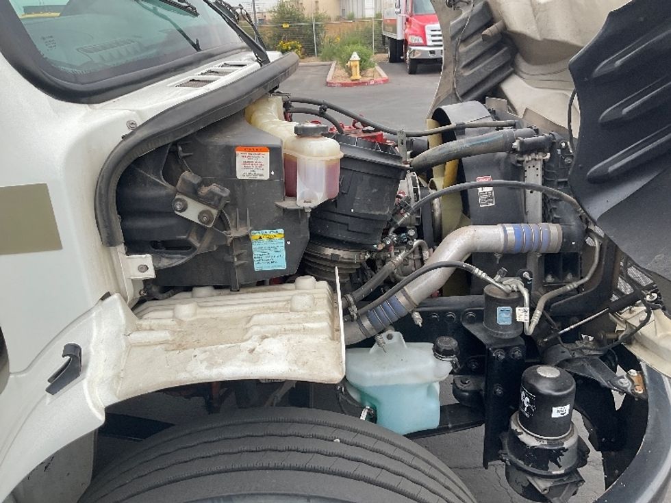 Refrigerated Truck-Light and Medium Duty Trucks-Freightliner-2020-M2-Phoenix-AZ-183,614\n\t\tmiles-$ 63,250 - Image 23