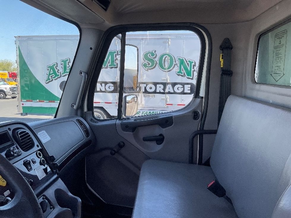 Refrigerated Truck-Light and Medium Duty Trucks-Freightliner-2020-M2-Phoenix-AZ-198,399\n\t\tmiles-$ 61,750 - Image 19