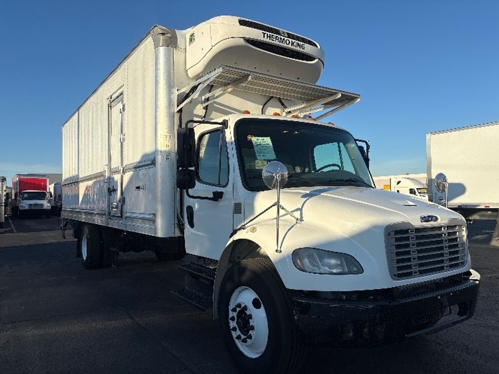 Refrigerated Truck-Light and Medium Duty Trucks-Freightliner-2020-M2-Phoenix-AZ-218,102\n\t\tmiles-$ 54,000 - Image 1