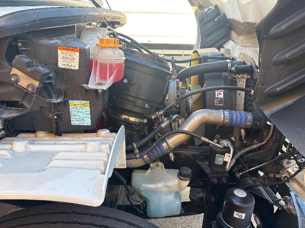Refrigerated Truck-Light and Medium Duty Trucks-Freightliner-2020-M2-Phoenix-AZ-218,102\n\t\tmiles-$ 54,000 - Image 23