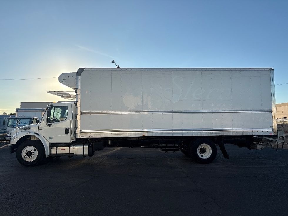 Refrigerated Truck-Light and Medium Duty Trucks-Freightliner-2020-M2-Phoenix-AZ-218,102\n\t\tmiles-$ 54,000 - Image 4