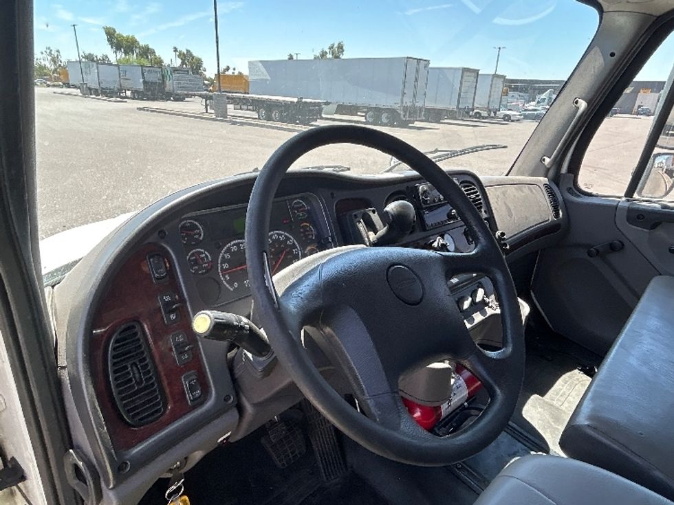 Refrigerated Truck-Light and Medium Duty Trucks-Freightliner-2020-M2-Phoenix-AZ-220,994\n\t\tmiles-$ 54,000 - Image 17