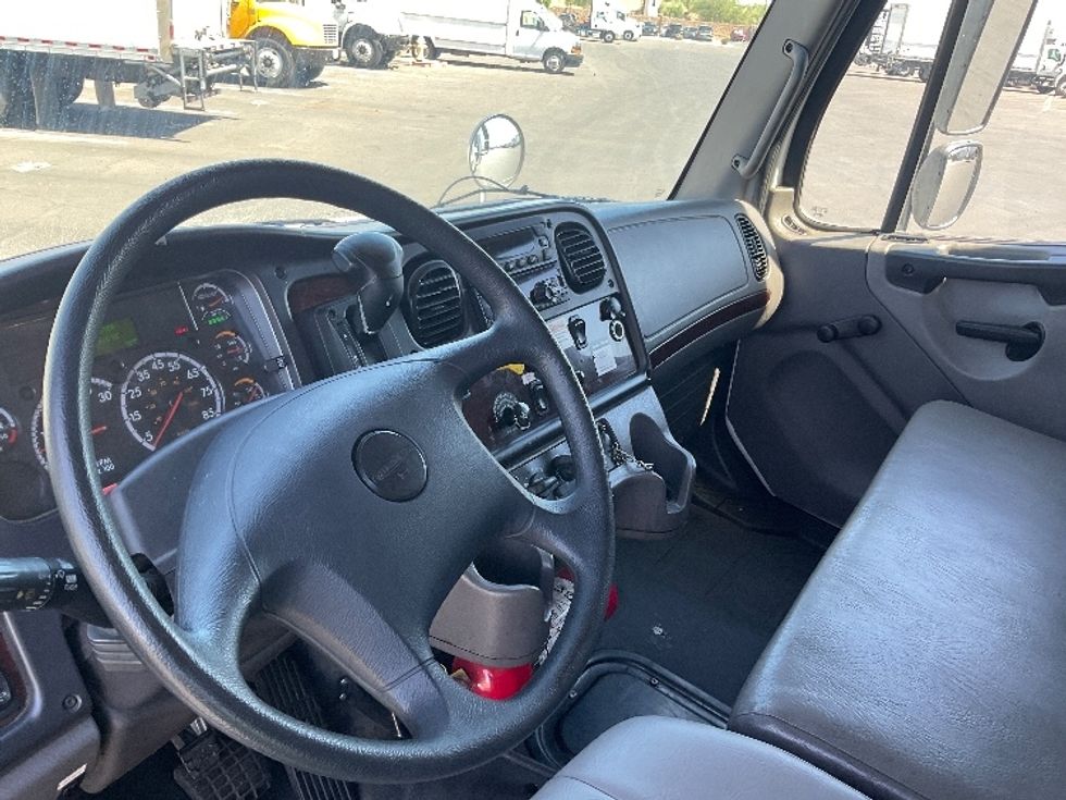 Refrigerated Truck-Light and Medium Duty Trucks-Freightliner-2020-M2-Phoenix-AZ-244,558\n\t\tmiles-$ 52,000 - Image 18