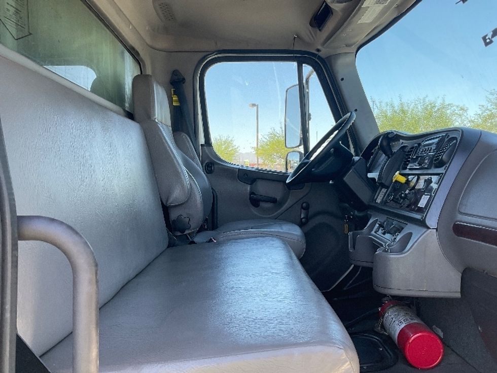 Refrigerated Truck-Light and Medium Duty Trucks-Freightliner-2020-M2-Phoenix-AZ-244,558\n\t\tmiles-$ 52,000 - Image 22