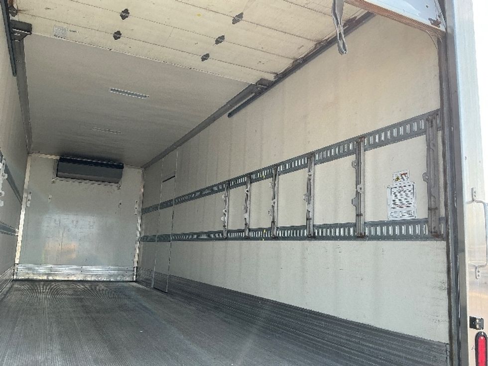 Refrigerated Truck-Light and Medium Duty Trucks-Freightliner-2020-M2-Piqua-OH-113,297\n\t\tmiles-$ 74,500 - Image 12