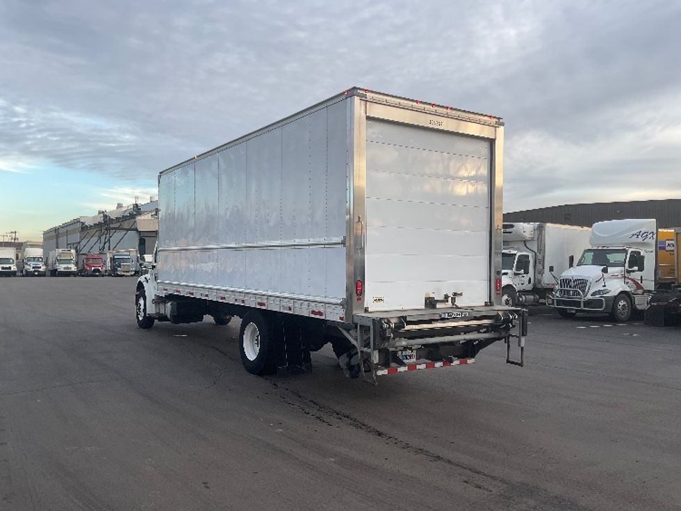 Refrigerated Truck-Light and Medium Duty Trucks-Freightliner-2020-M2-Pittsburgh-PA-185,581\n\t\tmiles-$ 51,500 - Image 6