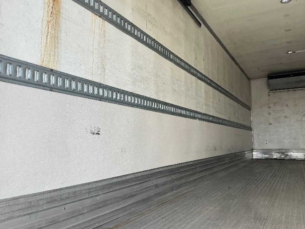 Refrigerated Truck-Light and Medium Duty Trucks-Freightliner-2020-M2-Pompano Beach-FL-139,122\n\t\tmiles-$ 57,750 - Image 11