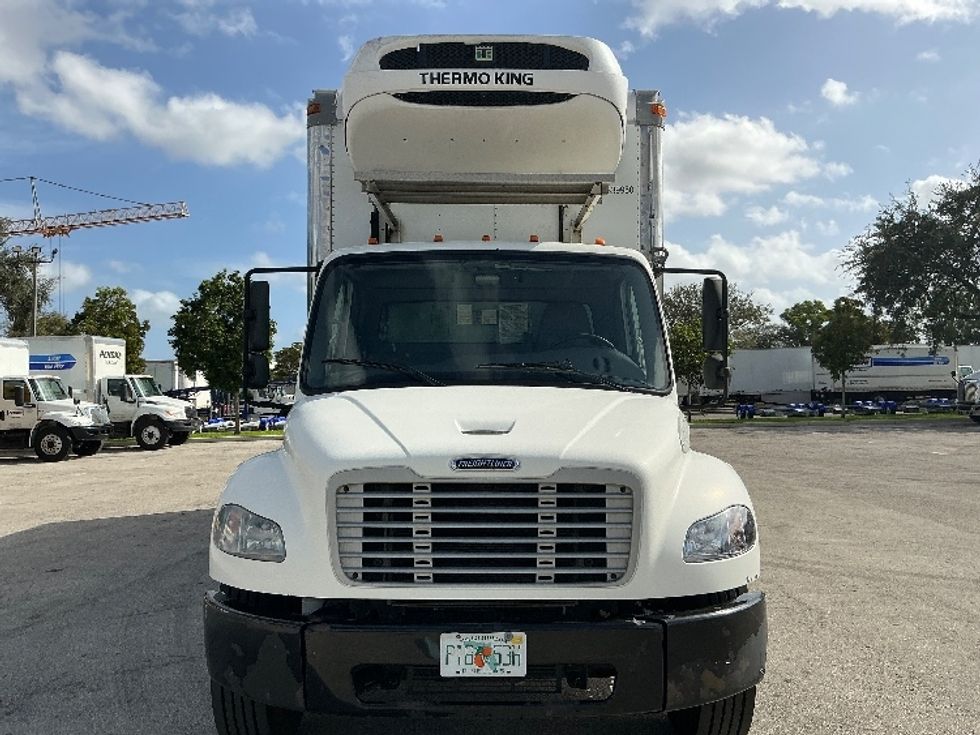 Refrigerated Truck-Light and Medium Duty Trucks-Freightliner-2020-M2-Pompano Beach-FL-139,122\n\t\tmiles-$ 57,750 - Image 2