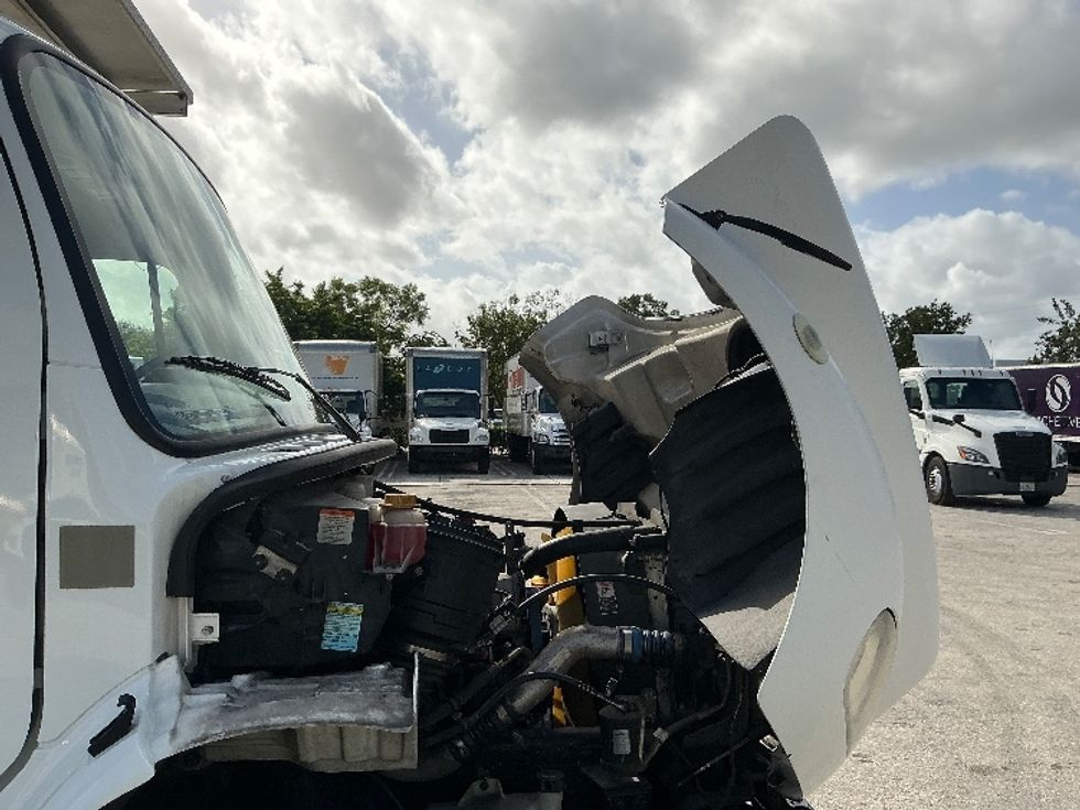 Refrigerated Truck-Light and Medium Duty Trucks-Freightliner-2020-M2-Pompano Beach-FL-139,122\n\t\tmiles-$ 57,750 - Image 23