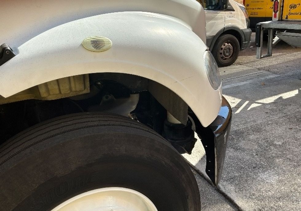 Refrigerated Truck-Light and Medium Duty Trucks-Freightliner-2020-M2-Pompano Beach-FL-139,122\n\t\tmiles-$ 57,750 - Image 27