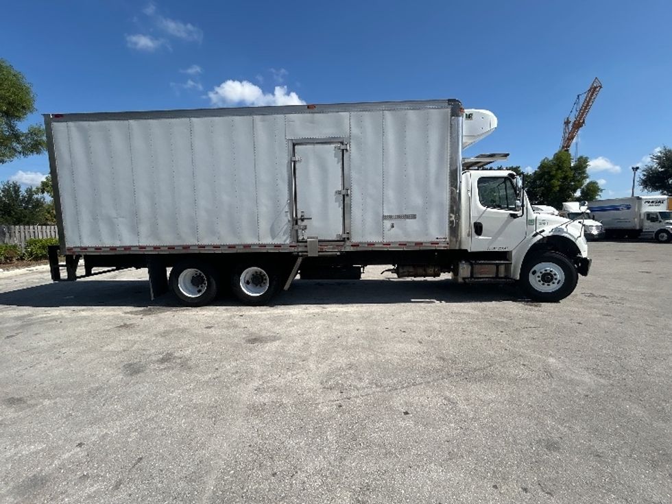 Refrigerated Truck-Light and Medium Duty Trucks-Freightliner-2020-M2-Pompano Beach-FL-287,198\n\t\tmiles-$ 48,000 - Image 15