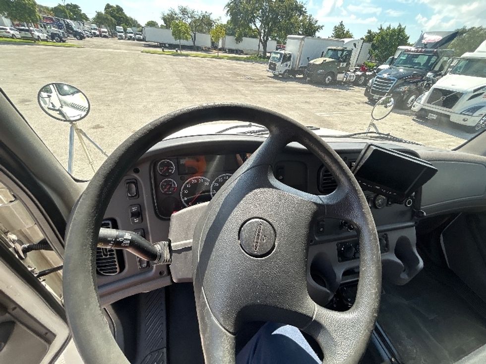 Refrigerated Truck-Light and Medium Duty Trucks-Freightliner-2020-M2-Pompano Beach-FL-287,198\n\t\tmiles-$ 48,000 - Image 18