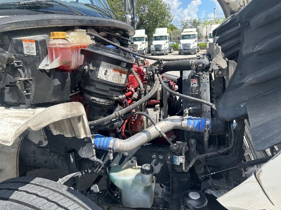 Refrigerated Truck-Light and Medium Duty Trucks-Freightliner-2020-M2-Pompano Beach-FL-287,198\n\t\tmiles-$ 48,000 - Image 23