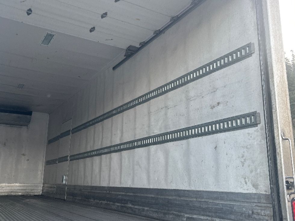 Refrigerated Truck-Light and Medium Duty Trucks-Freightliner-2020-M2-Portland-OR-166,468\n\t\tmiles-$ 59,000 - Image 12