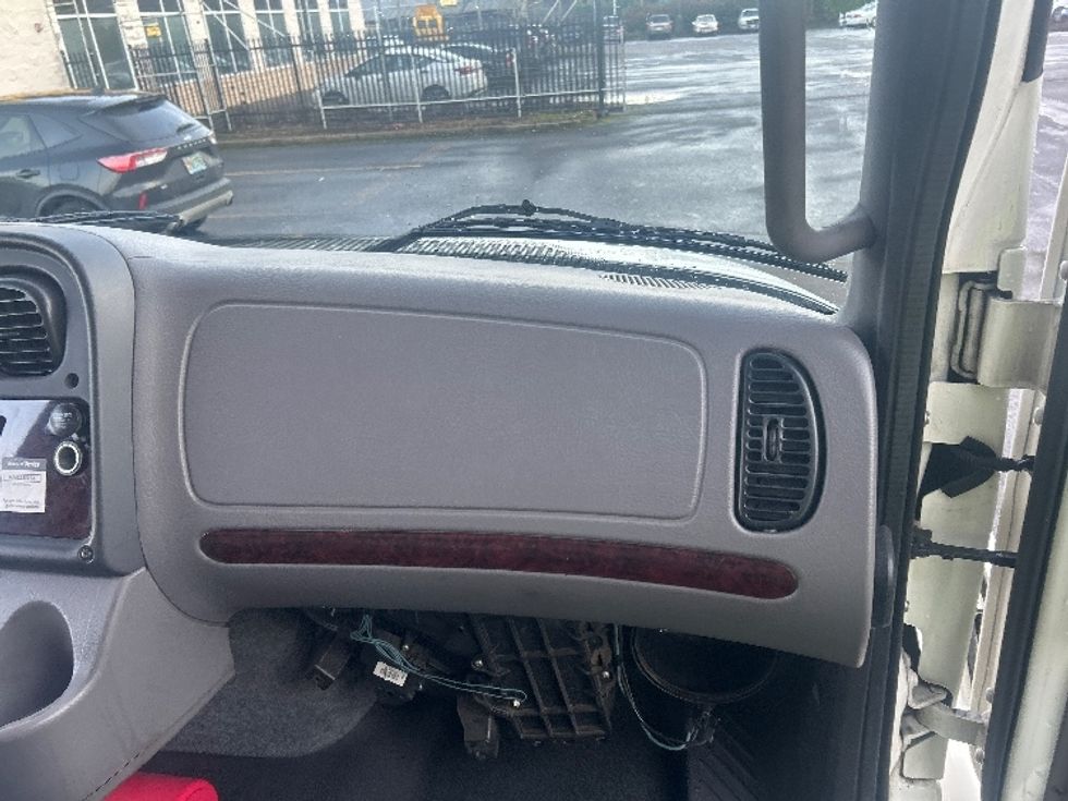 Refrigerated Truck-Light and Medium Duty Trucks-Freightliner-2020-M2-Portland-OR-166,468\n\t\tmiles-$ 59,000 - Image 20