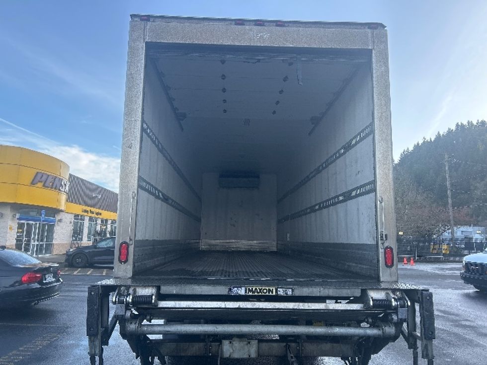 Refrigerated Truck-Light and Medium Duty Trucks-Freightliner-2020-M2-Portland-OR-166,468\n\t\tmiles-$ 59,000 - Image 8