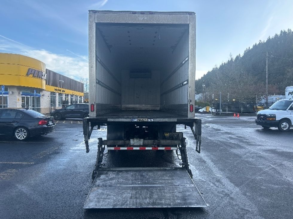 Refrigerated Truck-Light and Medium Duty Trucks-Freightliner-2020-M2-Portland-OR-166,468\n\t\tmiles-$ 59,000 - Image 9