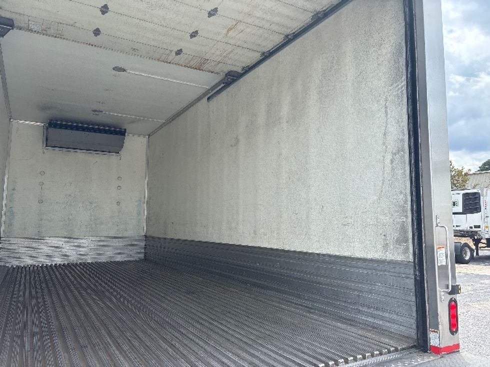 Refrigerated Truck-Light and Medium Duty Trucks-Freightliner-2020-M2-Prince George-VA-149,642\n\t\tmiles-$ 61,250 - Image 12