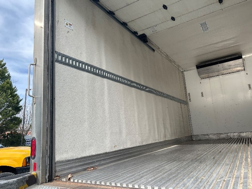 Refrigerated Truck-Light and Medium Duty Trucks-Freightliner-2020-M2-Prince George-VA-235,930\n\t\tmiles-$ 48,750 - Image 11
