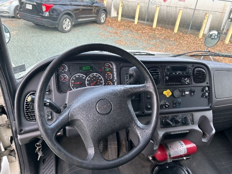 Refrigerated Truck-Light and Medium Duty Trucks-Freightliner-2020-M2-Prince George-VA-235,930\n\t\tmiles-$ 48,750 - Image 18