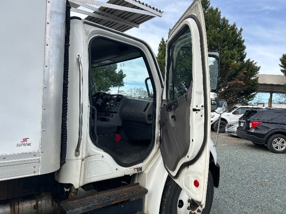 Refrigerated Truck-Light and Medium Duty Trucks-Freightliner-2020-M2-Prince George-VA-235,930\n\t\tmiles-$ 48,750 - Image 20