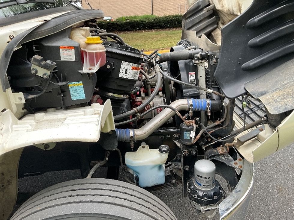 Refrigerated Truck-Light and Medium Duty Trucks-Freightliner-2020-M2-Reading-PA-261,885\n\t\tmiles-$ 54,750 - Image 23