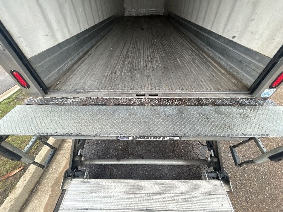 Refrigerated Truck-Light and Medium Duty Trucks-Freightliner-2020-M2-Richland-MS-274,325\n\t\tmiles-$ 47,500 - Image 10
