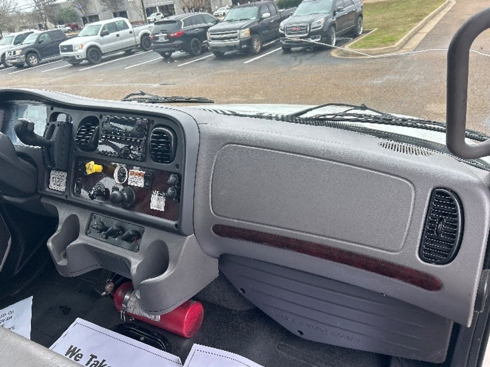 Refrigerated Truck-Light and Medium Duty Trucks-Freightliner-2020-M2-Richland-MS-274,325\n\t\tmiles-$ 47,500 - Image 21