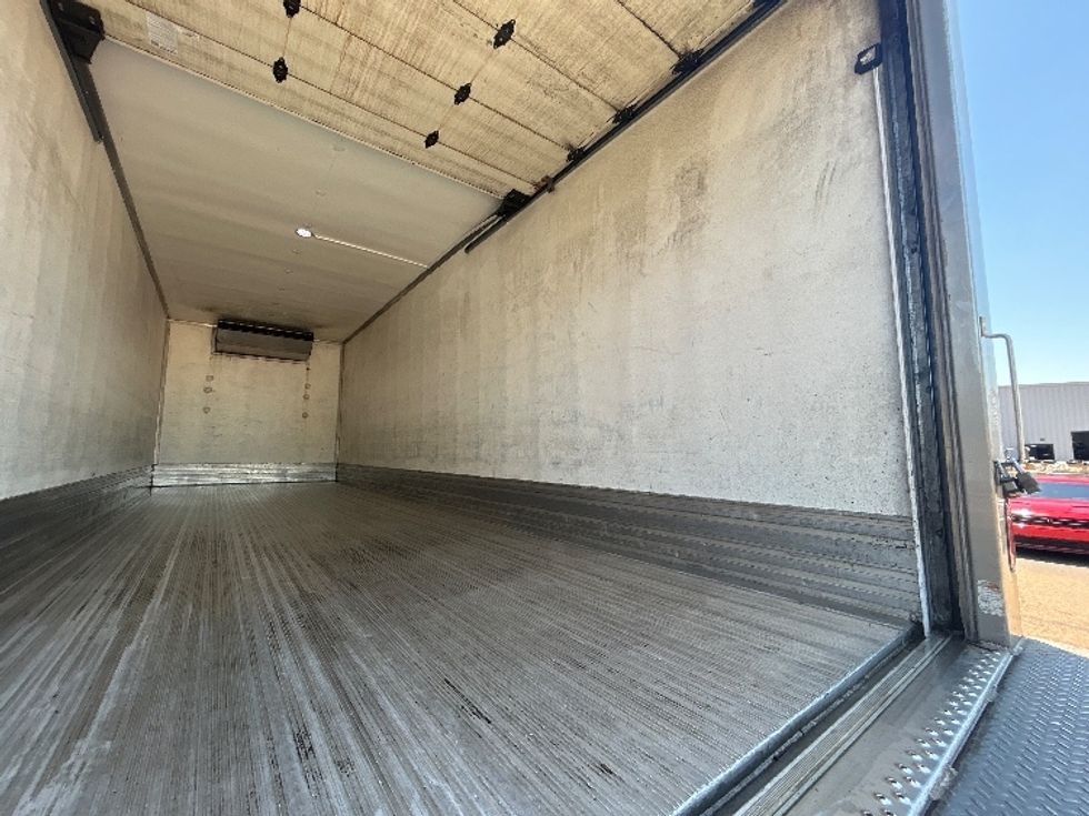 Refrigerated Truck-Light and Medium Duty Trucks-Freightliner-2020-M2-Richland-MS-318,129\n\t\tmiles-$ 41,500 - Image 12