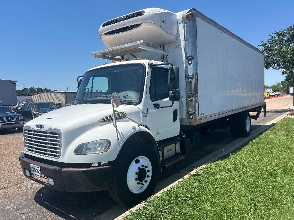 Refrigerated Truck-Light and Medium Duty Trucks-Freightliner-2020-M2-Richland-MS-318,129\n\t\tmiles-$ 41,500 - Image 3
