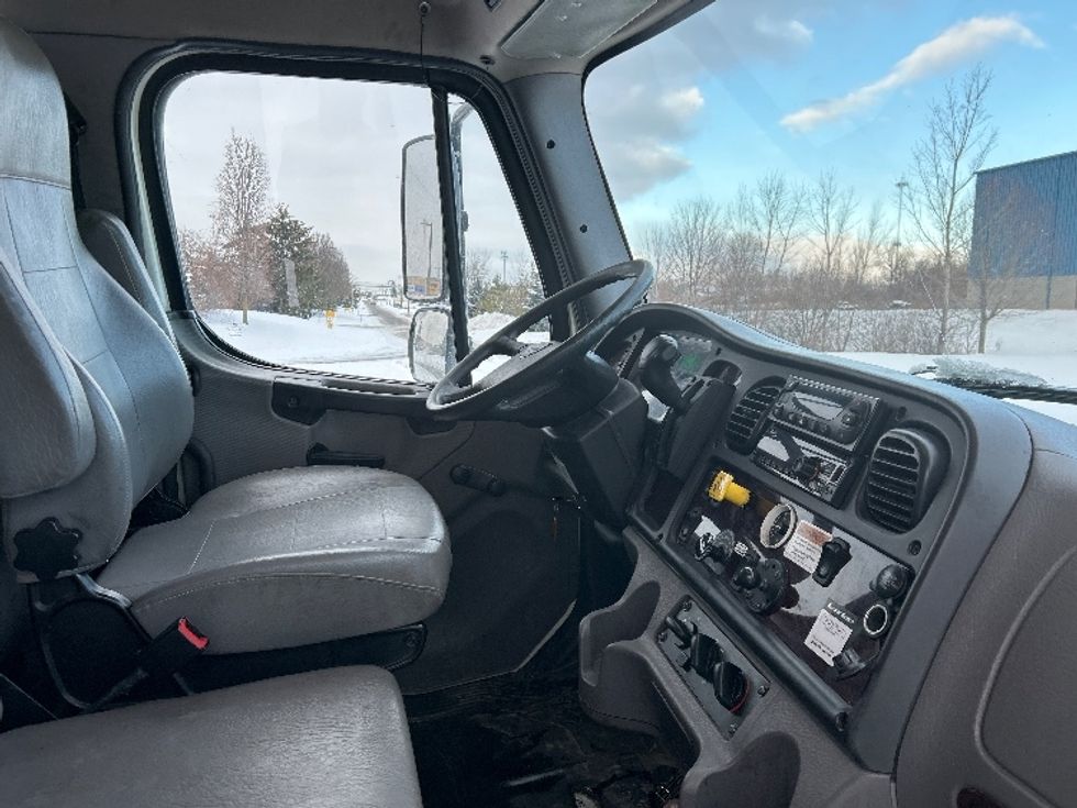 Refrigerated Truck-Light and Medium Duty Trucks-Freightliner-2020-M2-Rochester-NY-191,530\n\t\tmiles-$ 45,750 - Image 22