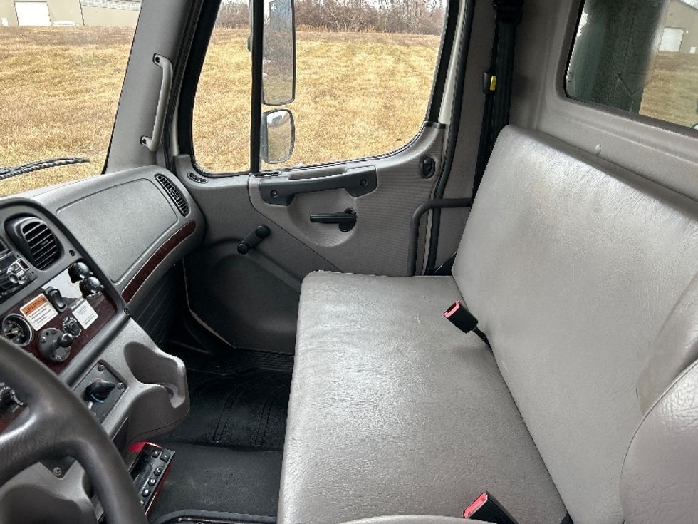 Refrigerated Truck-Light and Medium Duty Trucks-Freightliner-2020-M2-Rochester-NY-207,239\n\t\tmiles-$ 47,000 - Image 19