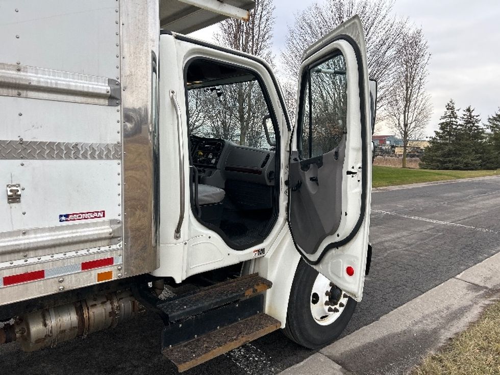 Refrigerated Truck-Light and Medium Duty Trucks-Freightliner-2020-M2-Rochester-NY-207,239\n\t\tmiles-$ 47,000 - Image 20