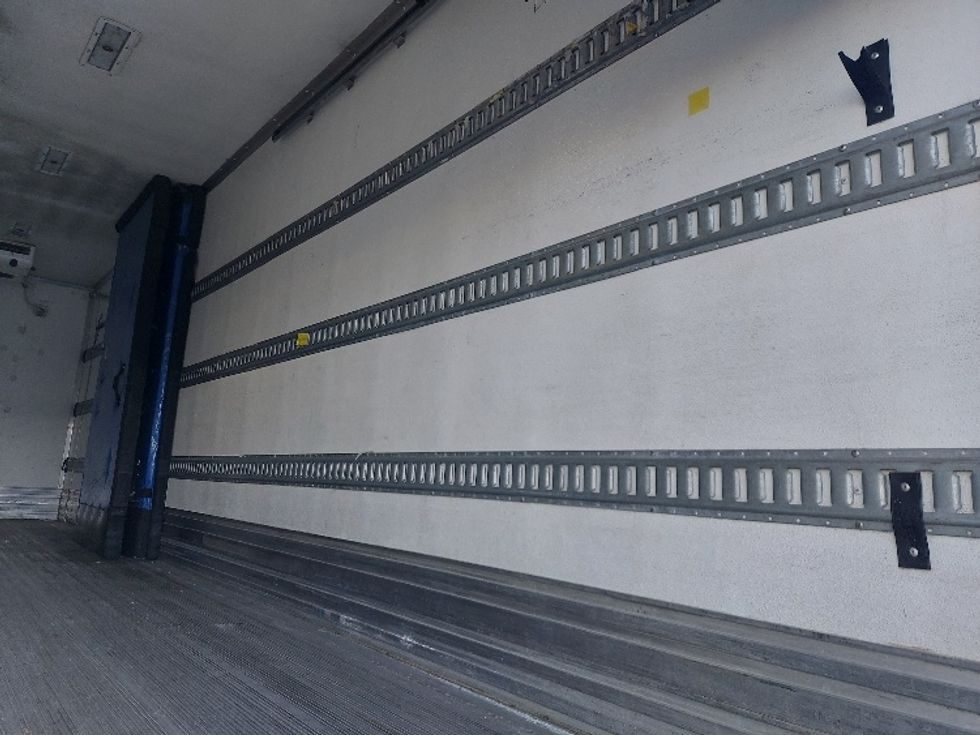 Refrigerated Truck-Light and Medium Duty Trucks-Freightliner-2020-M2-Rocky View County-AB-346,818\n\t\tkm-$ 67,500 - Image 11