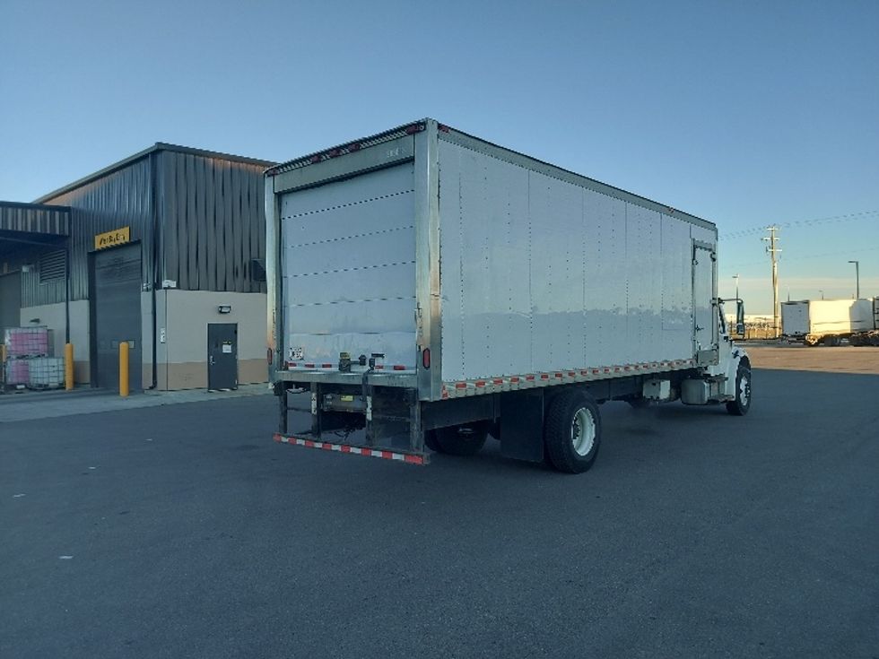 Refrigerated Truck-Light and Medium Duty Trucks-Freightliner-2020-M2-Rocky View County-AB-346,818\n\t\tkm-$ 67,500 - Image 12