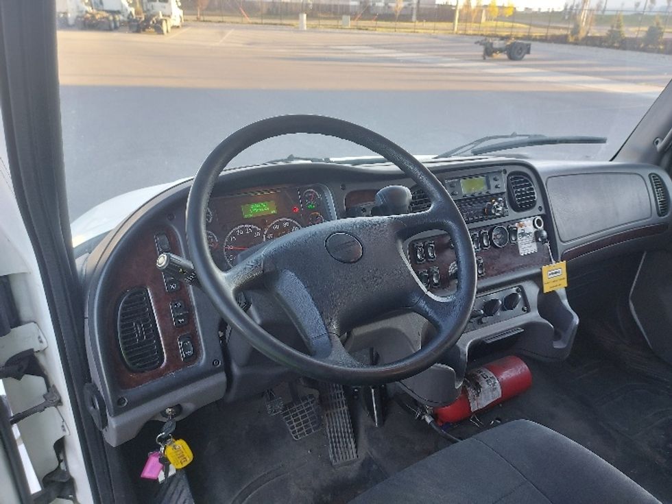 Refrigerated Truck-Light and Medium Duty Trucks-Freightliner-2020-M2-Rocky View County-AB-346,818\n\t\tkm-$ 67,500 - Image 16