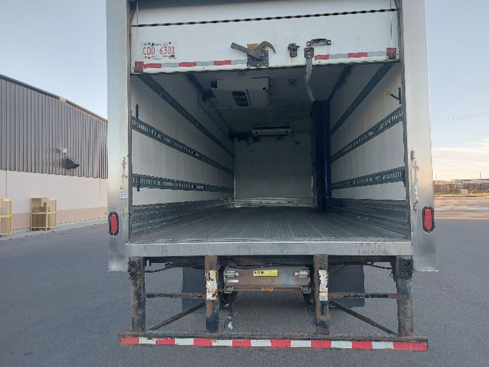 Refrigerated Truck-Light and Medium Duty Trucks-Freightliner-2020-M2-Rocky View County-AB-346,818\n\t\tkm-$ 67,500 - Image 8