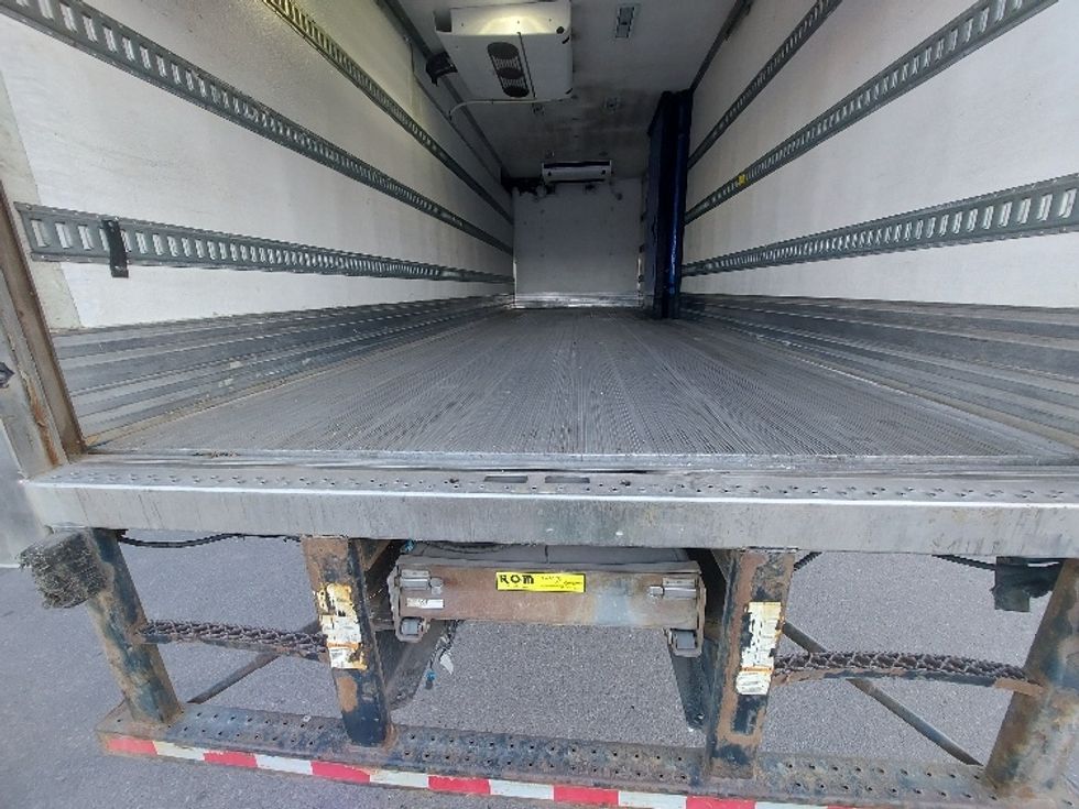 Refrigerated Truck-Light and Medium Duty Trucks-Freightliner-2020-M2-Rocky View County-AB-346,818\n\t\tkm-$ 67,500 - Image 9