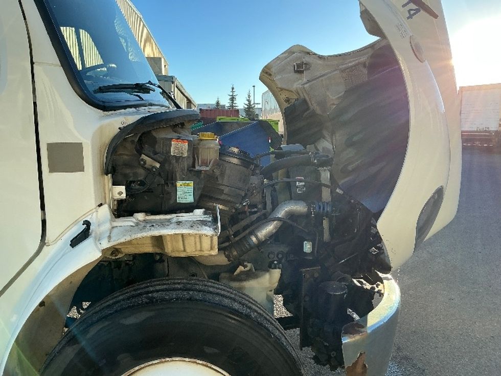 Refrigerated Truck-Light and Medium Duty Trucks-Freightliner-2020-M2-Rocky View County-AB-388,684\n\t\tkm-$ 59,750 - Image 22