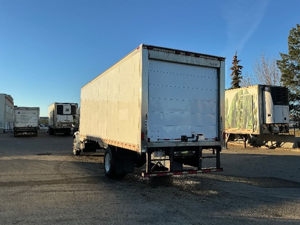 Refrigerated Truck-Light and Medium Duty Trucks-Freightliner-2020-M2-Rocky View County-AB-388,684\n\t\tkm-$ 59,750 - Image 6