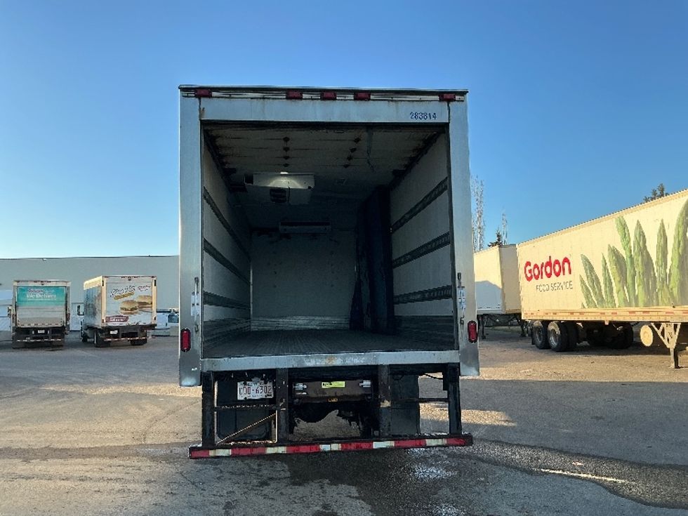 Refrigerated Truck-Light and Medium Duty Trucks-Freightliner-2020-M2-Rocky View County-AB-388,684\n\t\tkm-$ 59,750 - Image 8