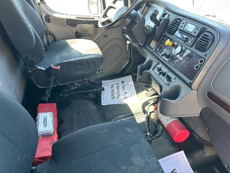 Refrigerated Truck-Light and Medium Duty Trucks-Freightliner-2020-M2-Rothschild-WI-283,400\n\t\tmiles-$ 33,750 - Image 22