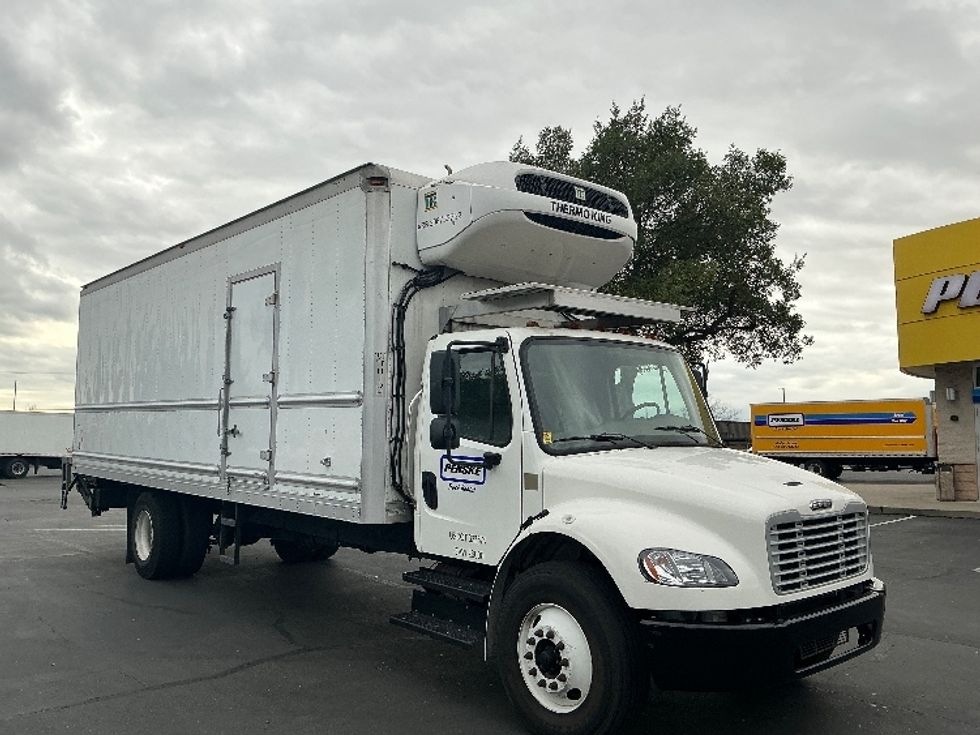 Refrigerated Truck-Light and Medium Duty Trucks-Freightliner-2020-M2-Sacramento-CA-189,836\n\t\tmiles-$ 57,250 - Image 1