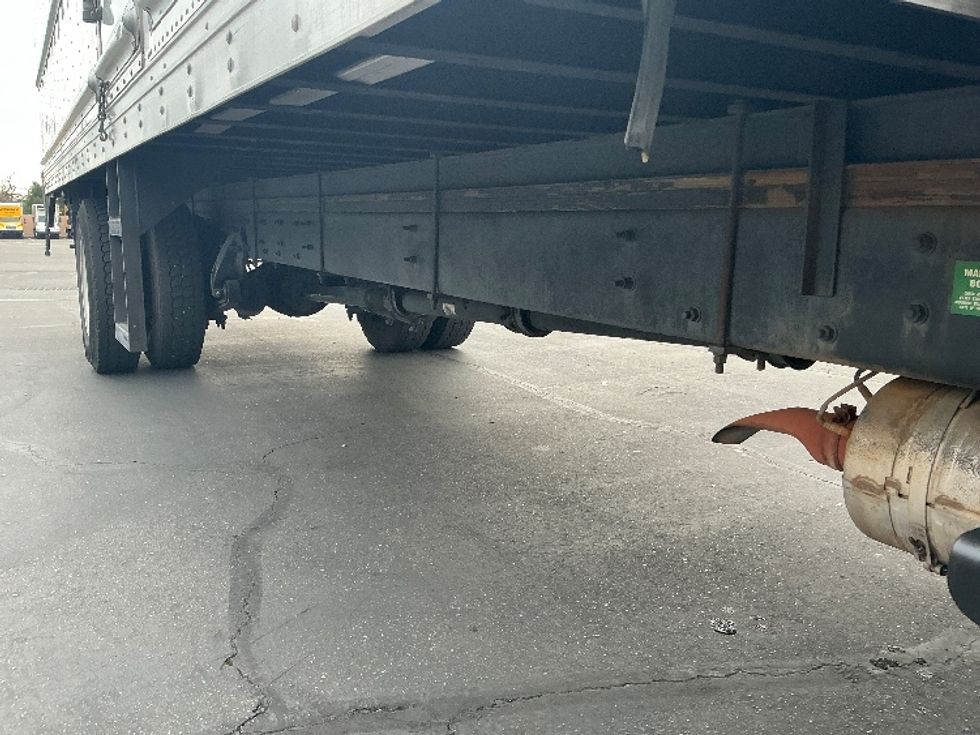 Refrigerated Truck-Light and Medium Duty Trucks-Freightliner-2020-M2-Sacramento-CA-189,836\n\t\tmiles-$ 57,250 - Image 14