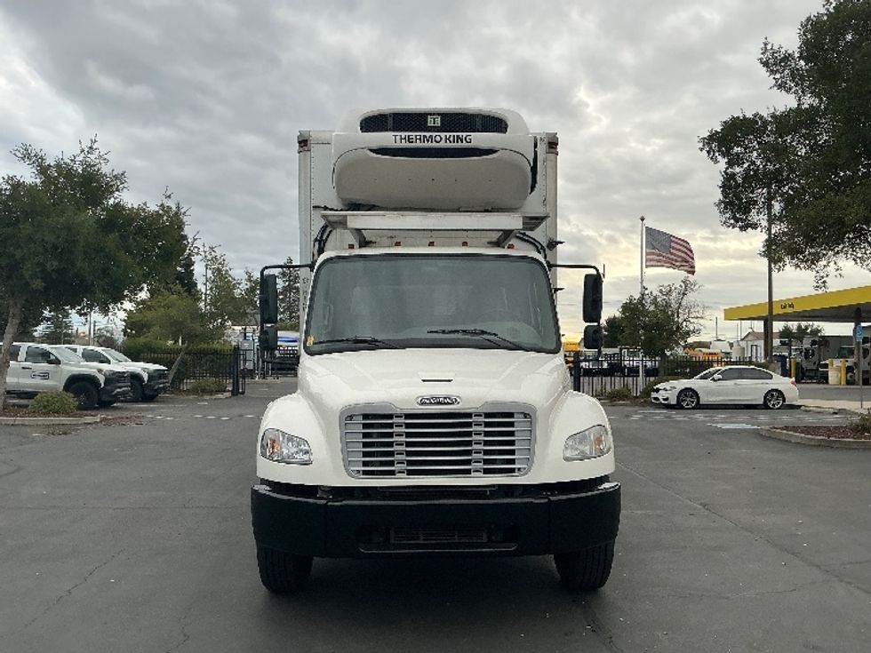 Refrigerated Truck-Light and Medium Duty Trucks-Freightliner-2020-M2-Sacramento-CA-189,836\n\t\tmiles-$ 57,250 - Image 2